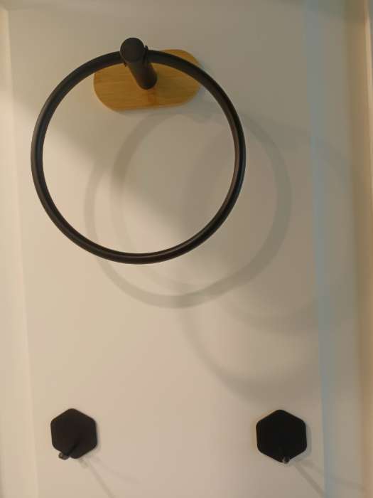 Фотография покупателя товара Держатель для полотенец на липучке Stölz BAMBOO, 50 см - Фото 1