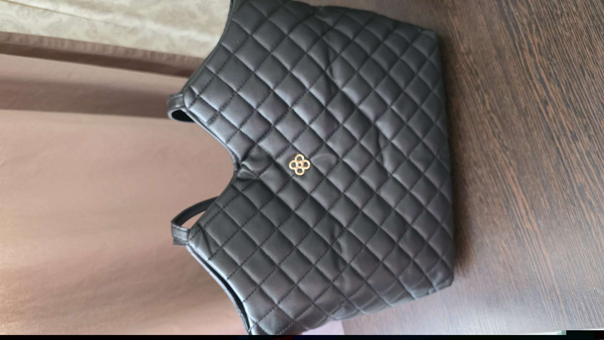 Фотография покупателя товара Сумка - шоппер женская на магните, 30×9×29 см, бежевая - Фото 1