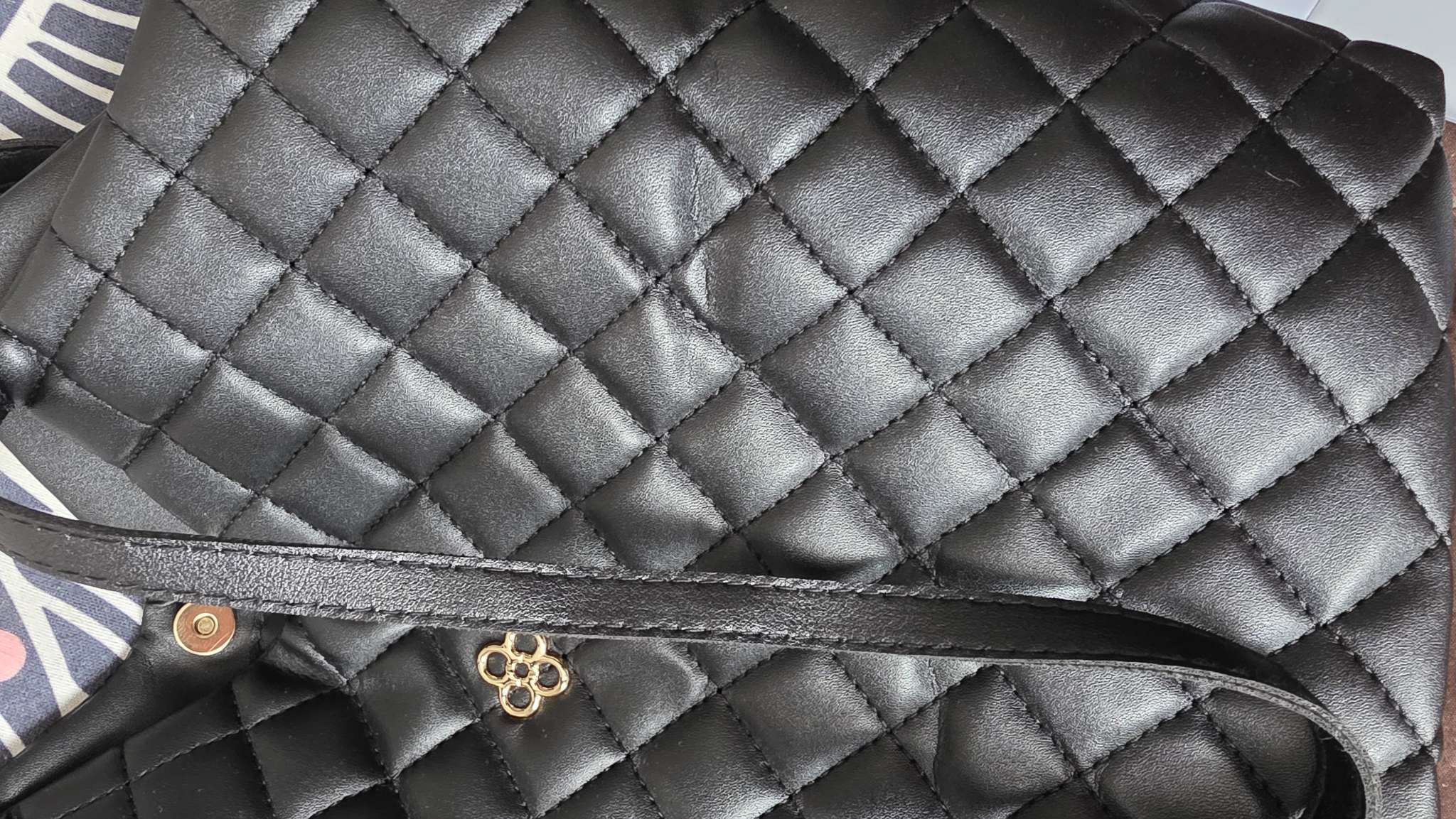 Фотография покупателя товара Сумка - шоппер женская на магните, 30×9×29 см, бежевая - Фото 3