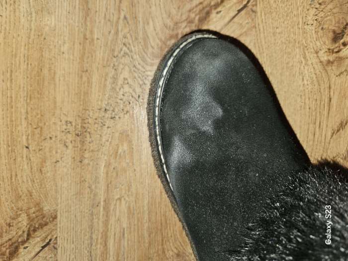 Фотография покупателя товара Ластик для чистки тёмной обуви LaDо́m, 7.5×2.5×1.5 см, чёрный - Фото 2