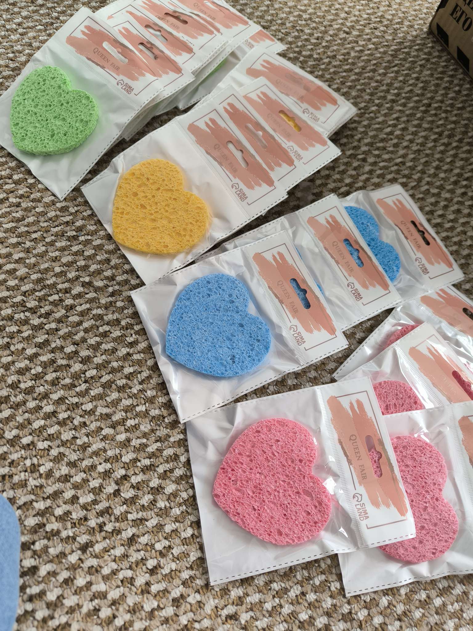 Фотография покупателя товара Спонж для умывания «Сердце», 8.5×7.5 см, МИКС - Фото 1