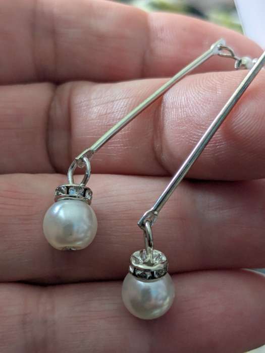 Фотография покупателя товара Серьги с жемчугом «Бусинки на палочке», белые - Фото 2