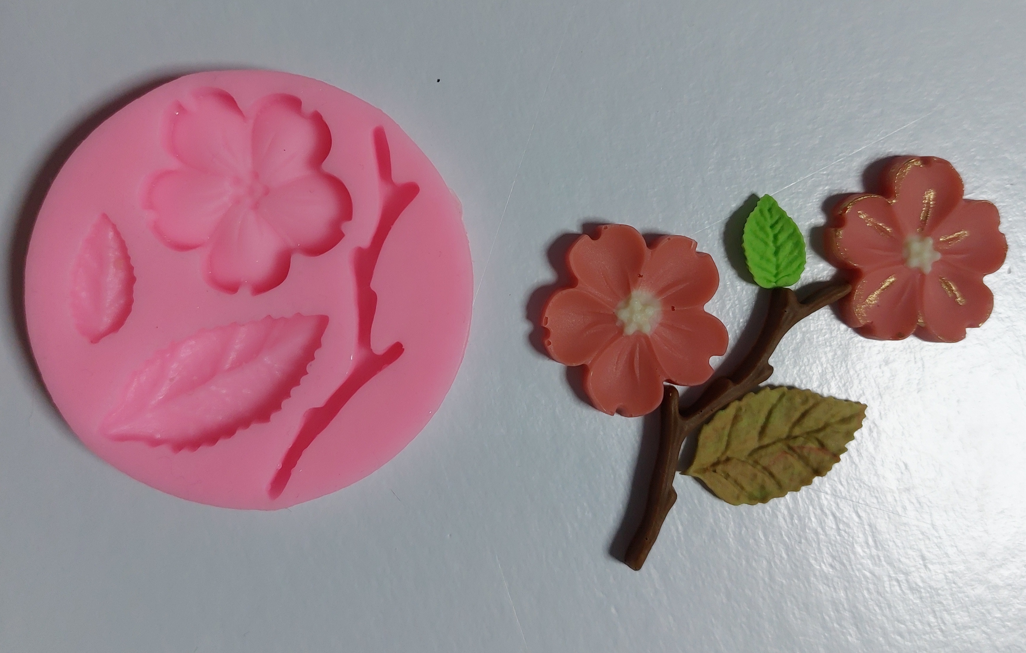 Фотография покупателя товара Молд силикон "Цветочек" 4 предмета 1х5х5 см
