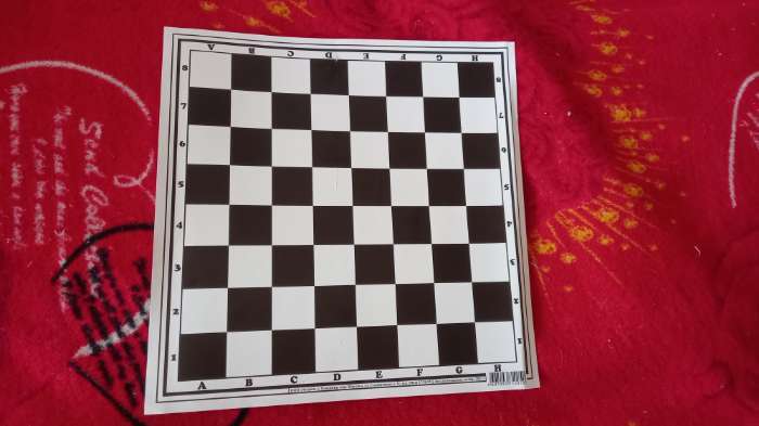 Фотография покупателя товара Шахматное поле "Классика", картон, 32 × 32 см - Фото 1