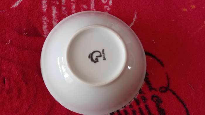 Фотография покупателя товара Набор детской посуды из керамики Доляна «Волшебница», 3 предмета: кружка 230 мл, миска 400 мл, тарелка d=18 см, цвет белый - Фото 3