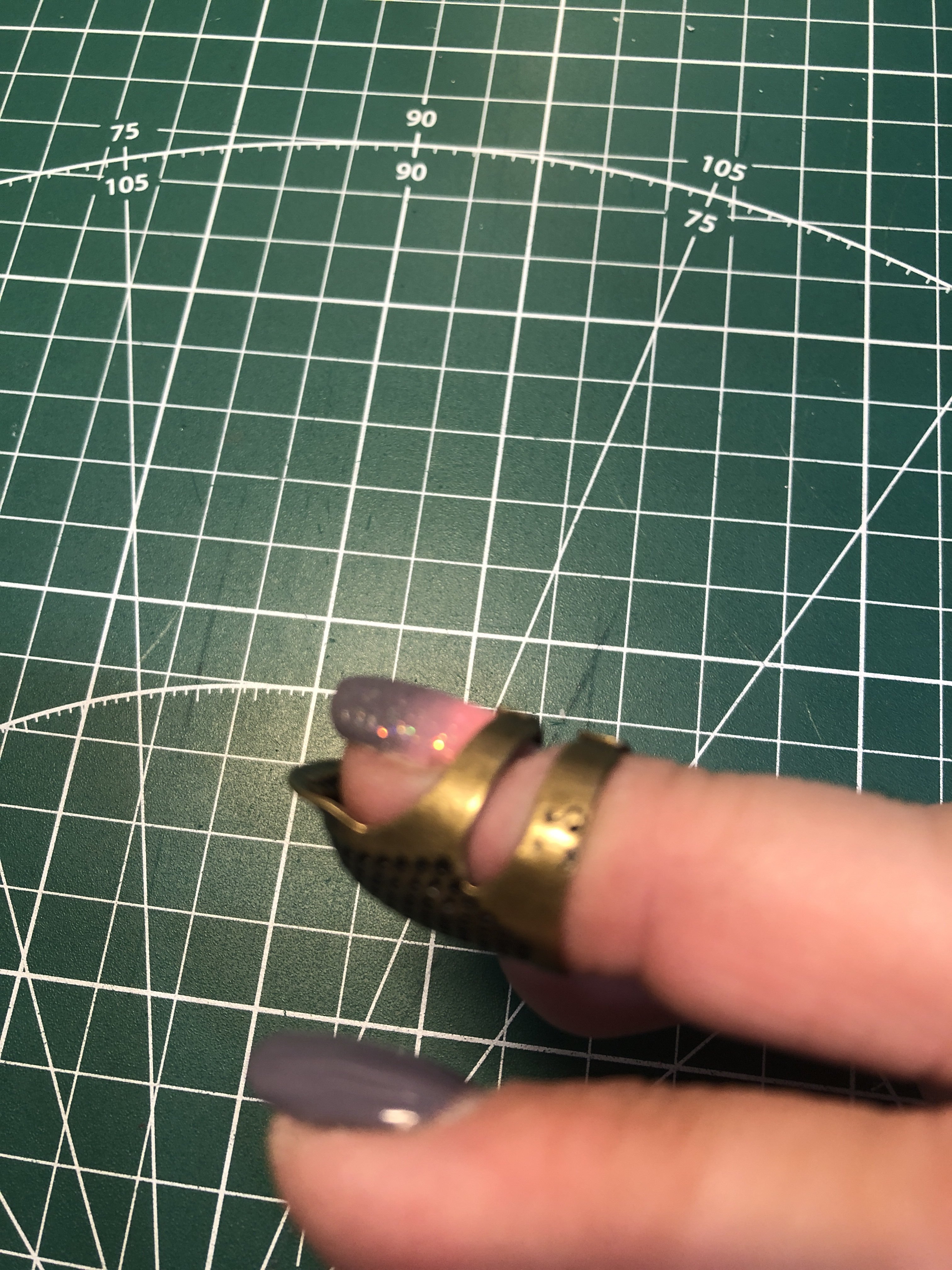 Фотография покупателя товара Напёрсток раздвижной, для длинных ногтей, размер М, цвет бронзовый