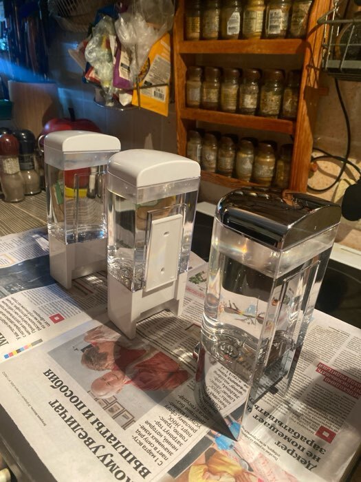 Фотография покупателя товара Диспенсер для жидкого мыла SAVANNA, механический, 500 мл, белый - Фото 2