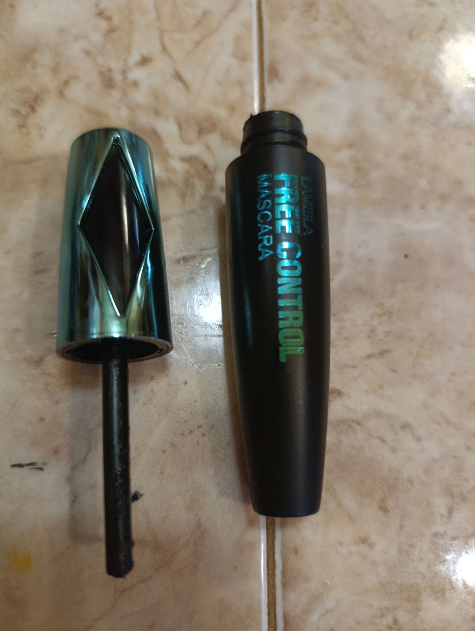 Фотография покупателя товара Тушь для ресниц NAYOU, чёрная, 10 мл - Фото 6