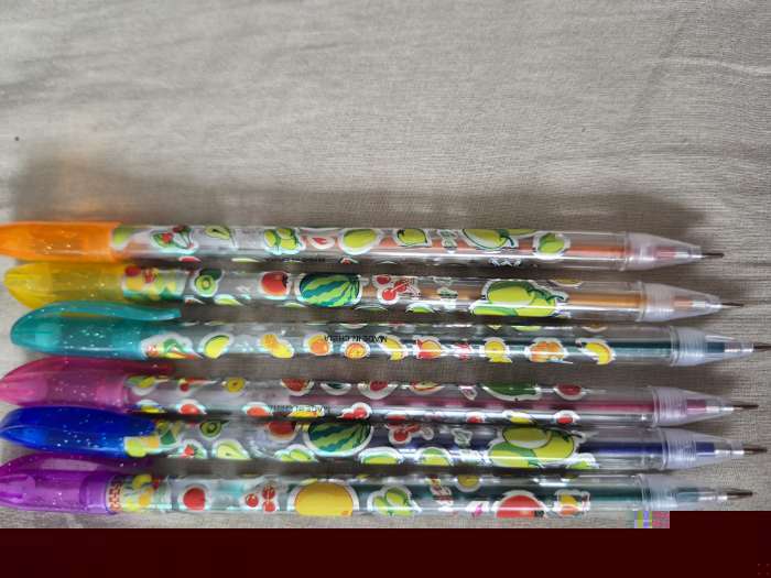 Фотография покупателя товара Набор гелевых ручек, 6 цветов, металлик, корпус с рисунком, в блистере на кнопке - Фото 19