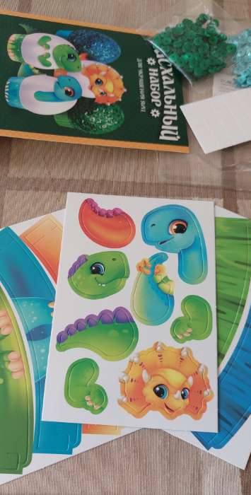 Фотография покупателя товара Пасхальный набор для украшения яиц «Динозавры» на пасху, 9.8×15.3×1.1 см - Фото 5