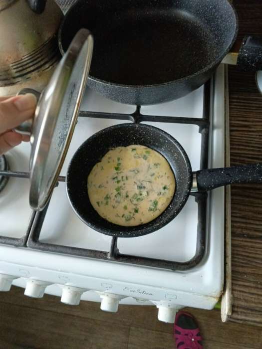 Фотография покупателя товара Сковорода Доляна Black Rock, d=26 см, ручка софт тач, антипригарное покрытие, чёрная - Фото 2