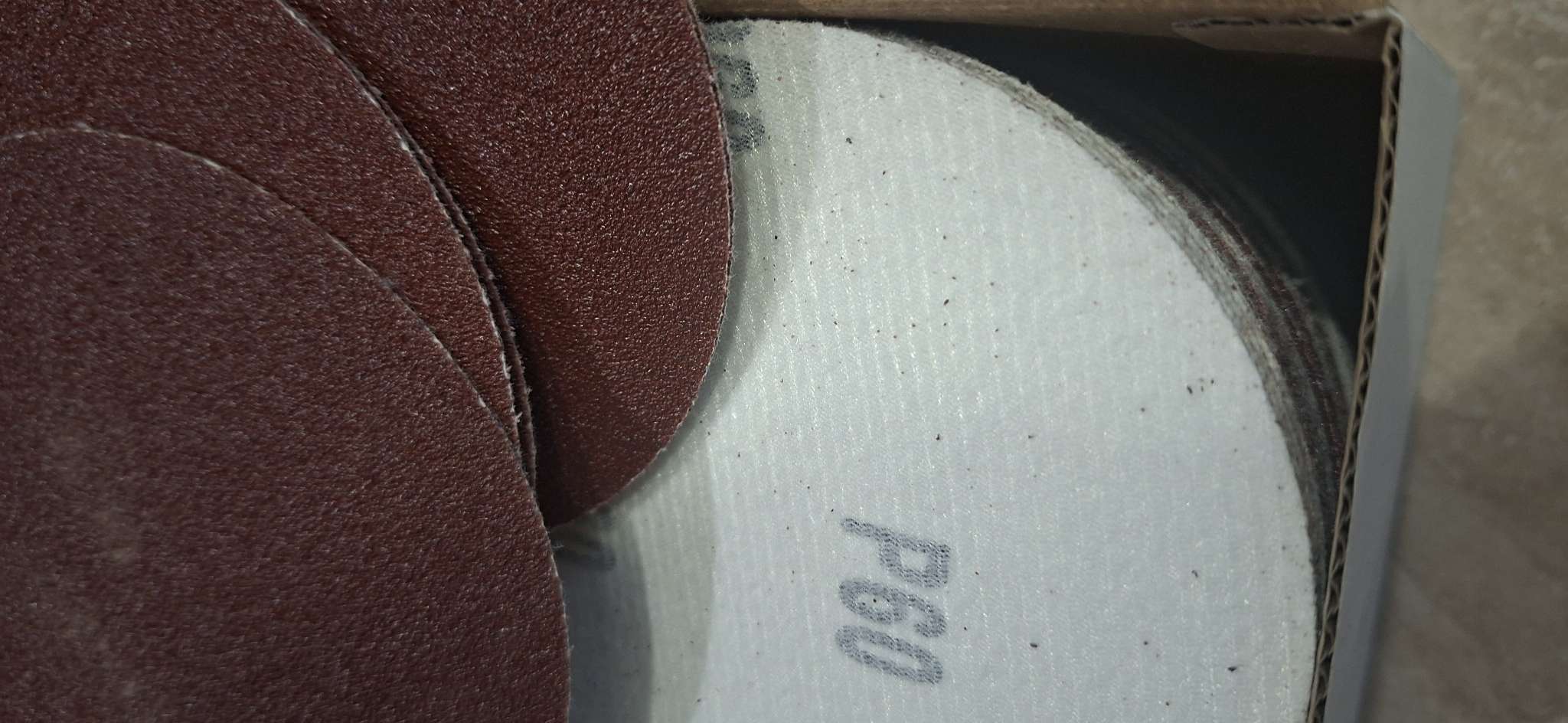 Фотография покупателя товара Круг абразивный шлифовальный под «липучку» ТУНДРА, 125 мм, Р100, 100 шт. - Фото 2