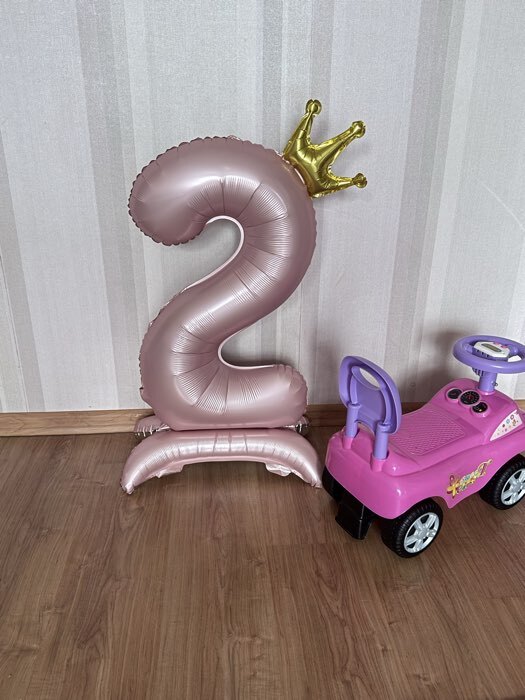 Фотография покупателя товара Воздушный шар фольгированный 42" «Цифра 3 с короной», на подставке - Фото 1