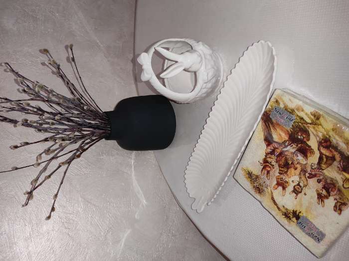 Фотография покупателя товара Конфетница Доляна «Зайка», 12×12×14,7 см, цвет белый