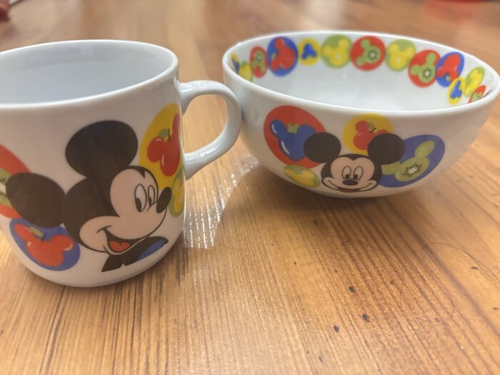 Фотография покупателя товара Подарочный набор посуды керамической: 2 предмета: тарелка, кружка «Микки», Микки Маус и его друзья - Фото 1