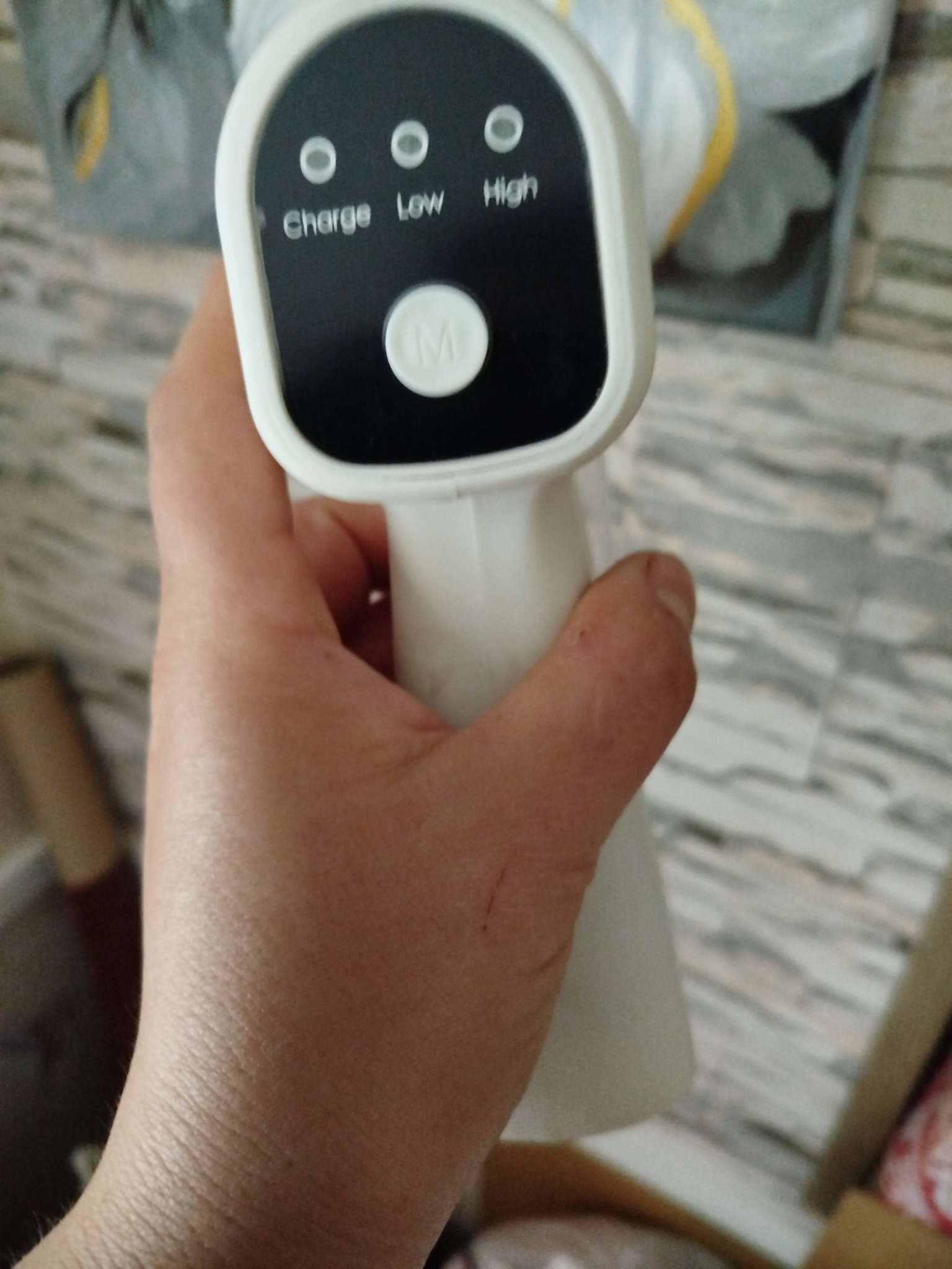 Фотография покупателя товара Опрыскиватель аккумуляторный ТУНДРА, мини, 5 В, 1 Ач, 380 мл, 2 режима, мелкое распыление - Фото 2