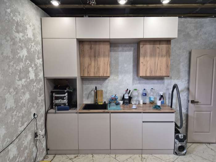 Фотография покупателя товара Кухонный гарнитур в потолок «Виктория», 2400 мм, цвет кашемир/дуб крафт