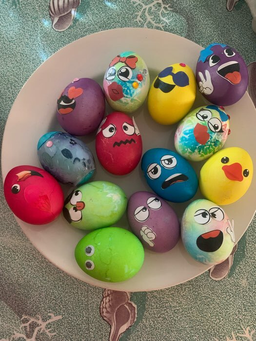 Фотография покупателя товара Наклейки для декорирования яиц «Цветные смайлики»