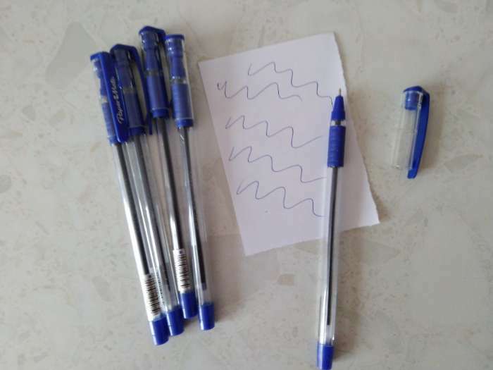 Фотография покупателя товара Ручка шариковая BRITE BP, 0,7мм, пластиковый корпус, синие чернила - Фото 1
