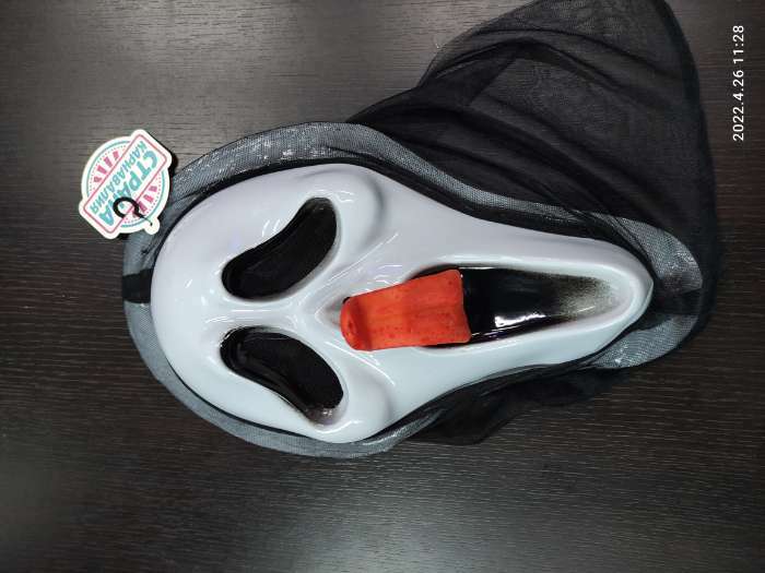 Фотография покупателя товара Карнавальная маска «Крик», с языком