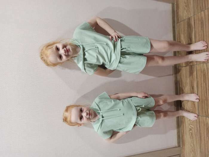 Фотография покупателя товара Комплект для девочки (топ, шорты) MINAKU: Casual Collection цвет оливковый, рост 116 - Фото 6