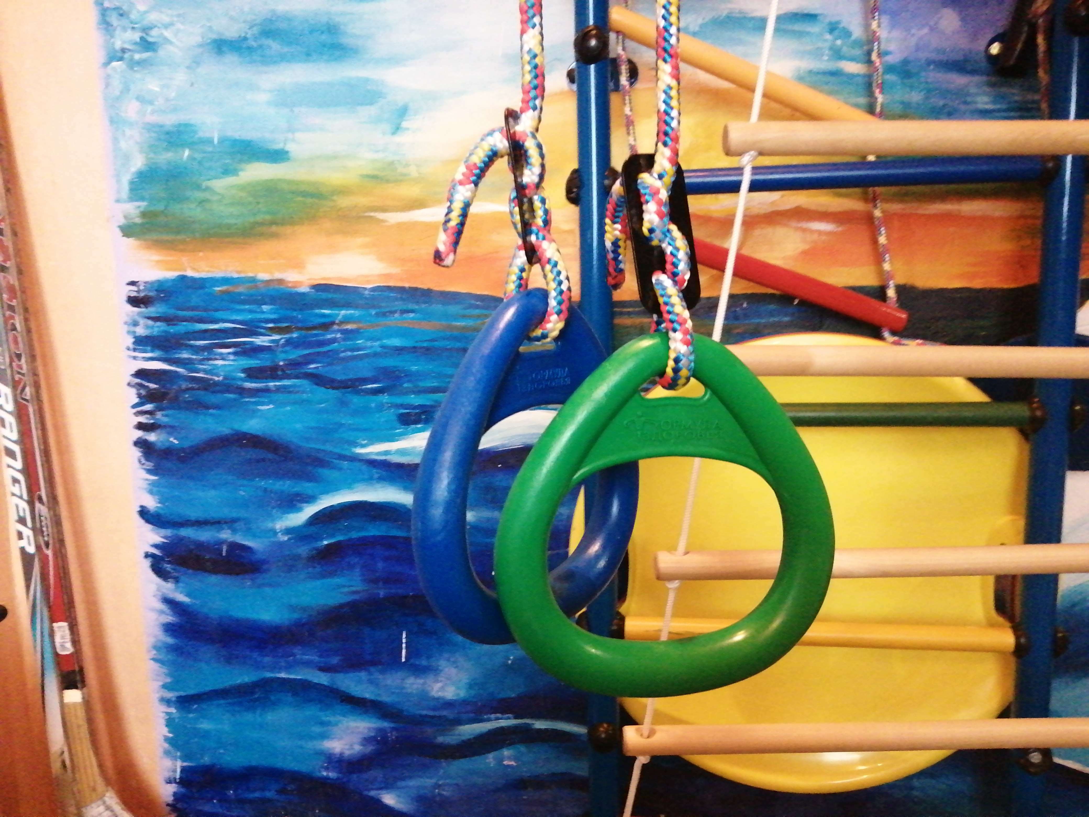 Фотография покупателя товара Кольца гимнастические треугольные, цвет зеленый