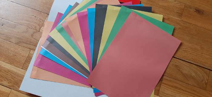 Фотография покупателя товара Бумага цветная А4, 16 листов, 8 цветов, газетная, двусторонняя, в папке