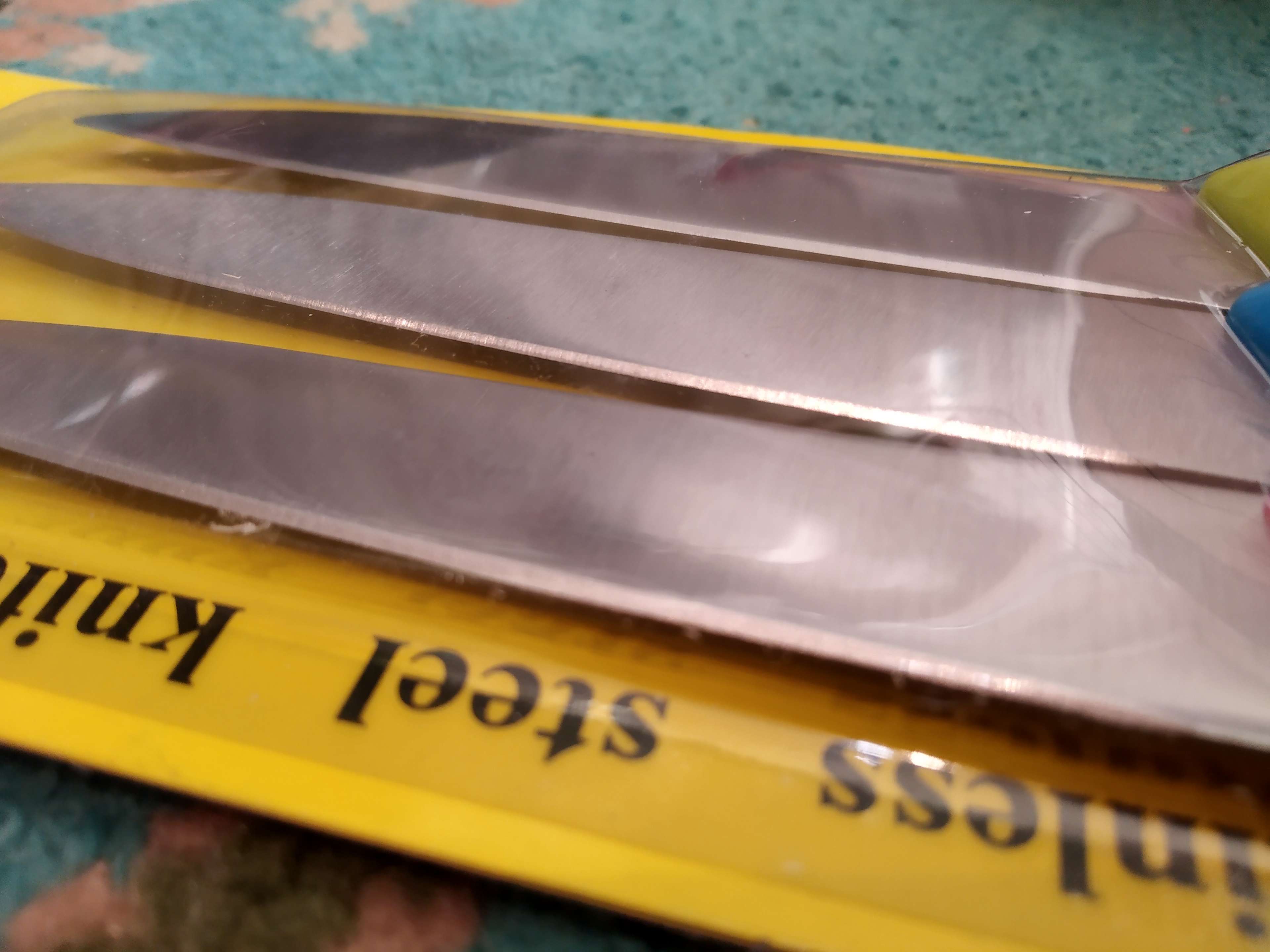 Фотография покупателя товара Набор кухонных ножей «Ночь», 3 предмета, лезвие 12 см, цвет чёрный - Фото 2