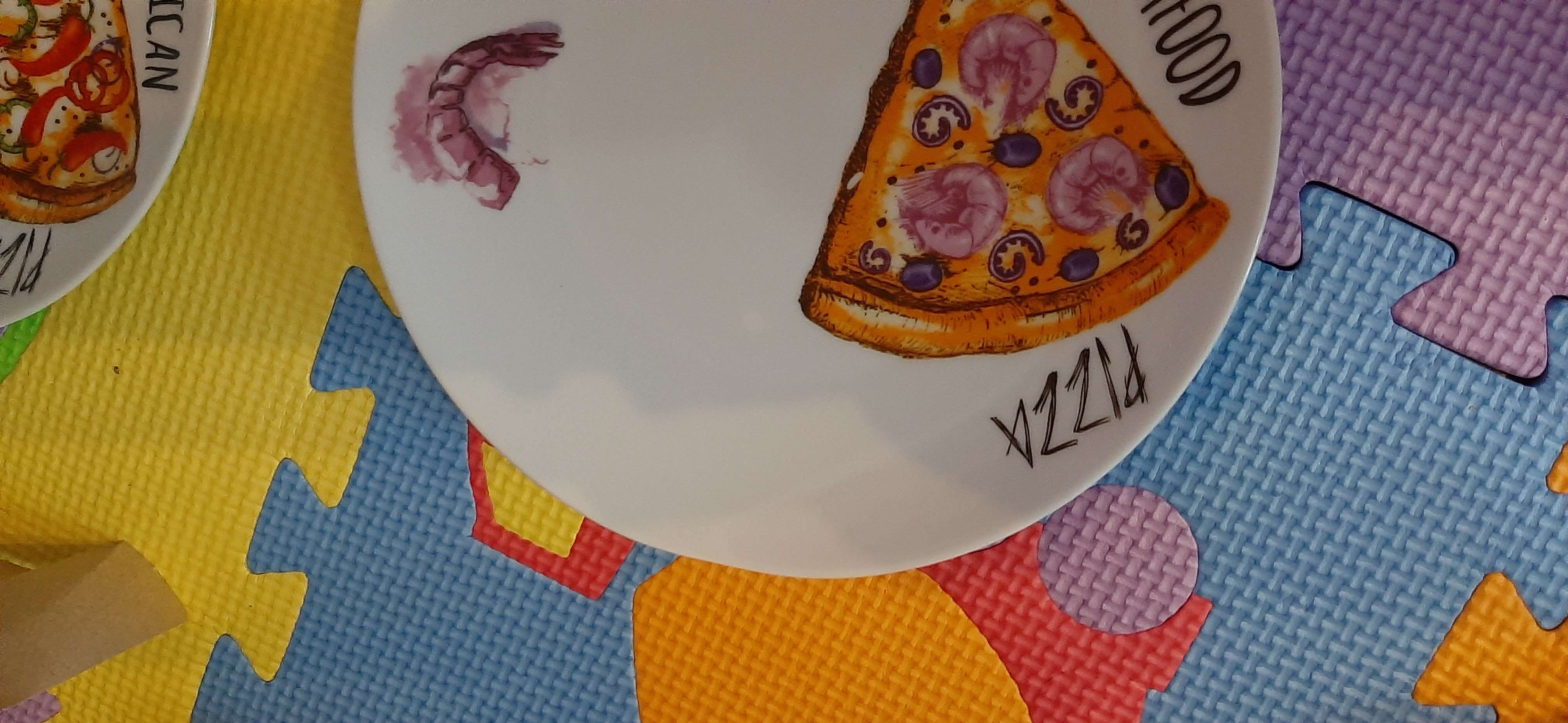 Фотография покупателя товара Набор блюд фарфоровый «Пицца», 7 предметов: 1 шт d=30 см, 6 шт d=20 см, рисунок МИКС - Фото 9