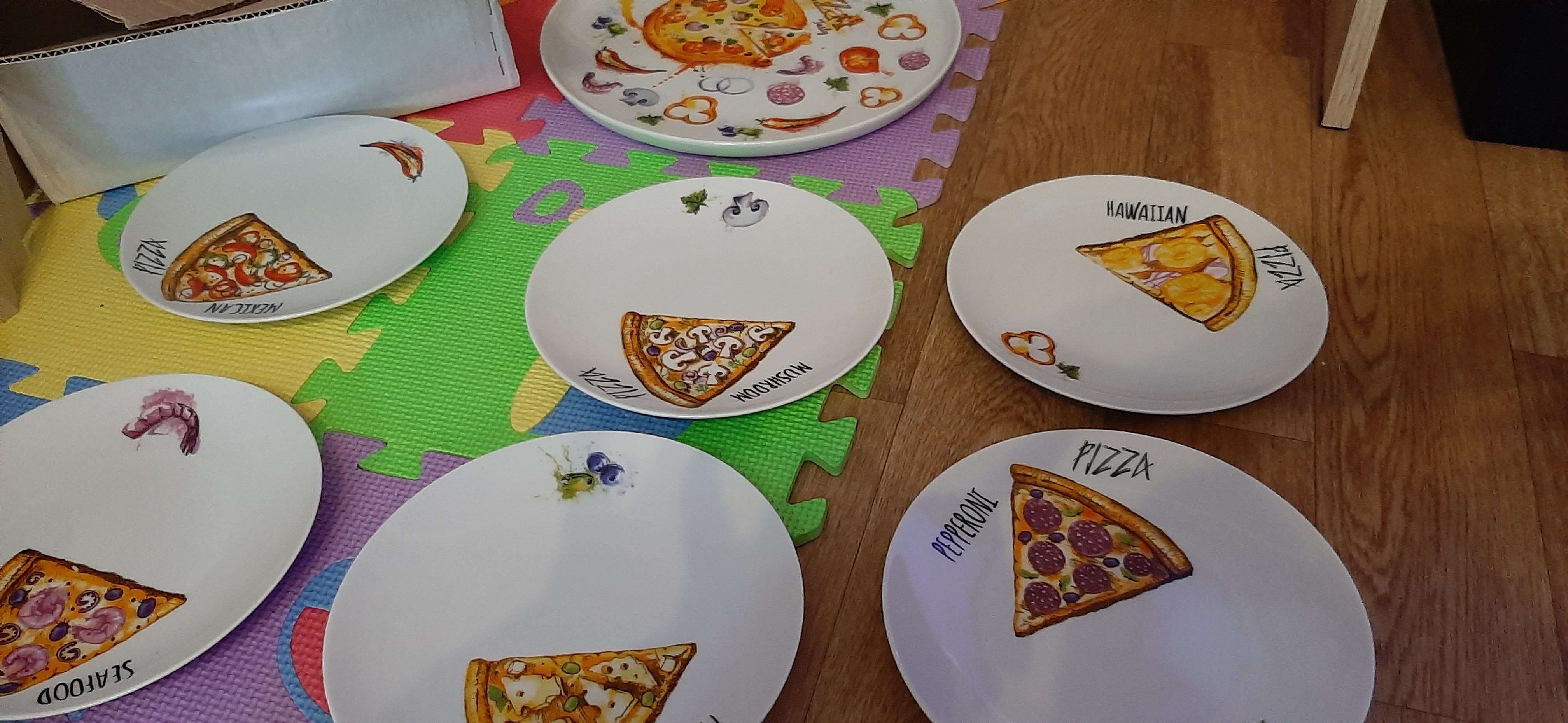 Фотография покупателя товара Набор блюд фарфоровый «Пицца», 7 предметов: 1 шт d=30 см, 6 шт d=20 см, рисунок МИКС - Фото 10