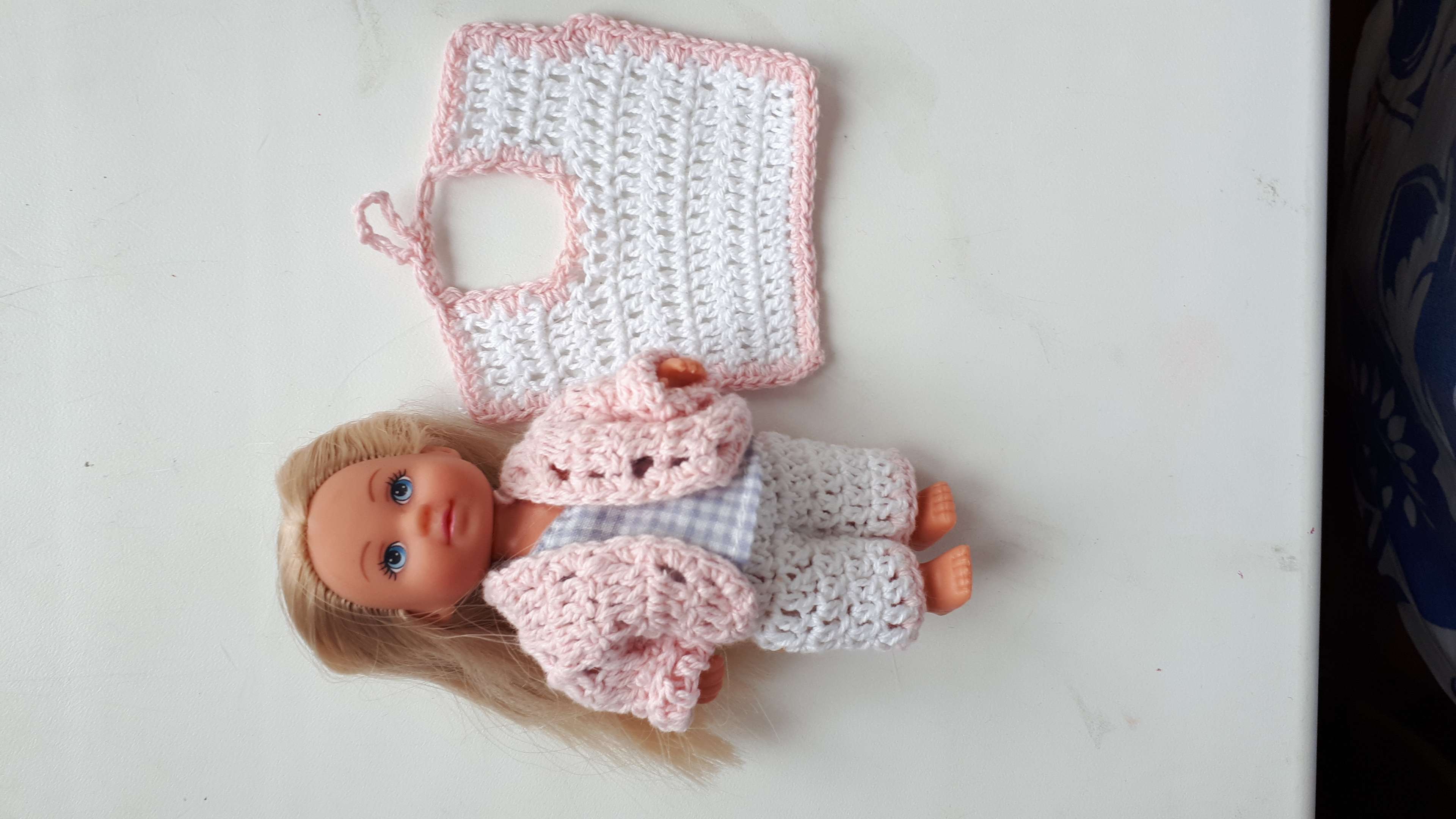Фотография покупателя товара Нагрудник для куклы вязаный, цвет белый с розовой каёмкой - Фото 1