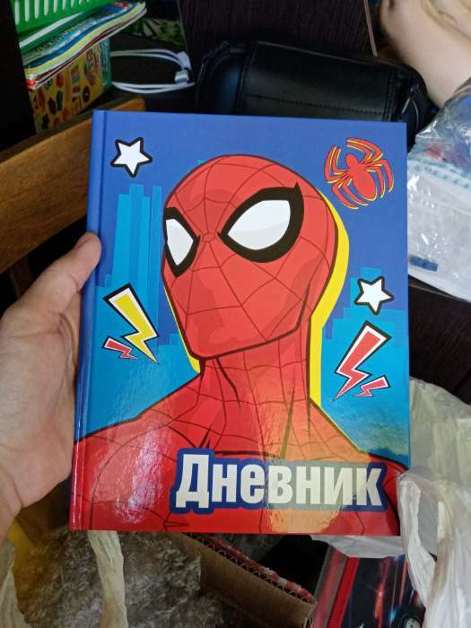 Фотография покупателя товара Дневник школьный, 1-11 класс в твердой обложке, 48 л «Супергерой», Человек-паук - Фото 2