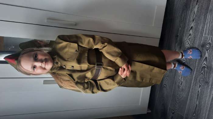 Фотография покупателя товара Костюм военного «Солдаточка», гимнастёрка, ремень, пилотка, юбка, 5-7 лет, рост 122-134 см - Фото 1