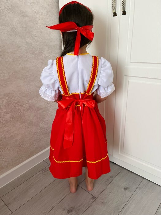 Фотография покупателя товара Русский народный костюм, кокошник, сарафан с рубашкой, цвет красный, рост 122-128, 6-7 лет - Фото 2