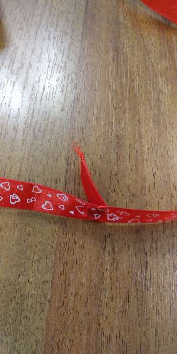 Фотография покупателя товара Лента атласная «Сердца», 15 мм × 23 ± 1 м, цвет красный №026