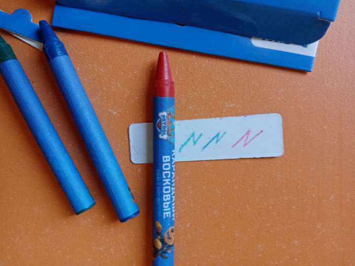 Фотография покупателя товара Восковые карандаши, набор 12 цветов, высота  8 см, диаметр 0,8 см, Щенячий патруль
