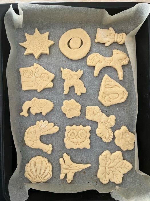 Фотография покупателя товара Форма для печенья «Машинка», вырубка, штамп, цвет серый - Фото 3