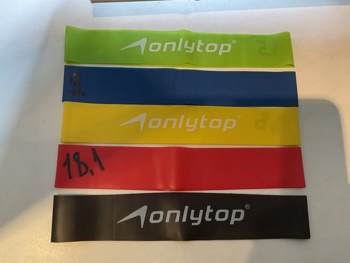 Фотография покупателя товара Набор фитнес-резинок ONLYTOP: нагрузка 4,5, 9, 13,6, 18,1, 22.7 кг, 5 шт. - Фото 1