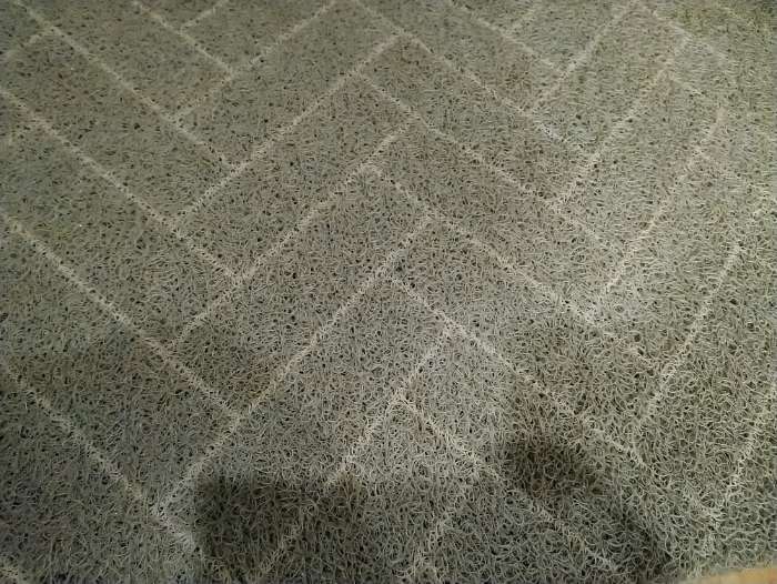 Фотография покупателя товара Коврик придверный грязезащитный Доляна «Лофт», 45×75 см, цвет серый