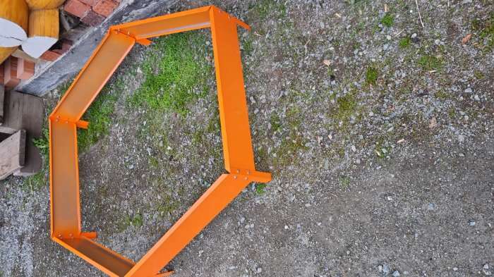 Фотография покупателя товара Клумба оцинкованная, 3 яруса, d = 60–100–140 см, h = 45 см, оранжевая, Greengo - Фото 3