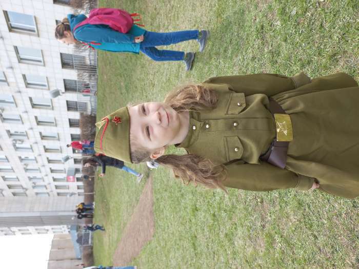 Фотография покупателя товара Костюм военный для девочки: гимнастёрка, юбка, ремень, пилотка, рост 134 см, р-р 68 - Фото 2