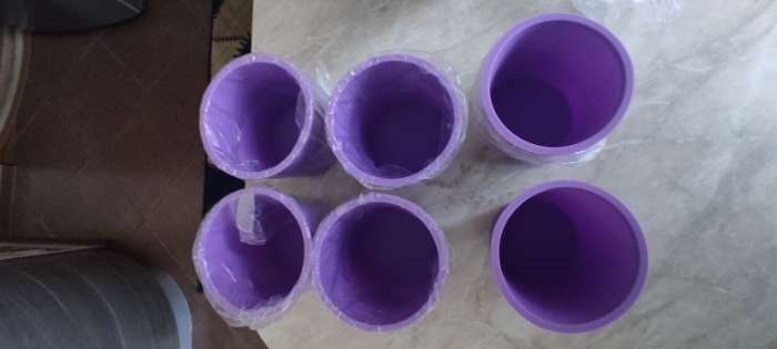 Фотография покупателя товара Форма силиконовая для выпечки Доляна «Кулич», внешний диаметр 9 см, внутренний диаметр 8 см, цвет фиолетовый - Фото 4