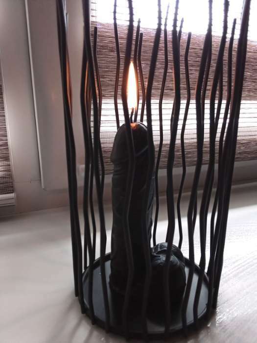 Фотография покупателя товара Фигурная свеча "Фаворит" черная 12см - Фото 2