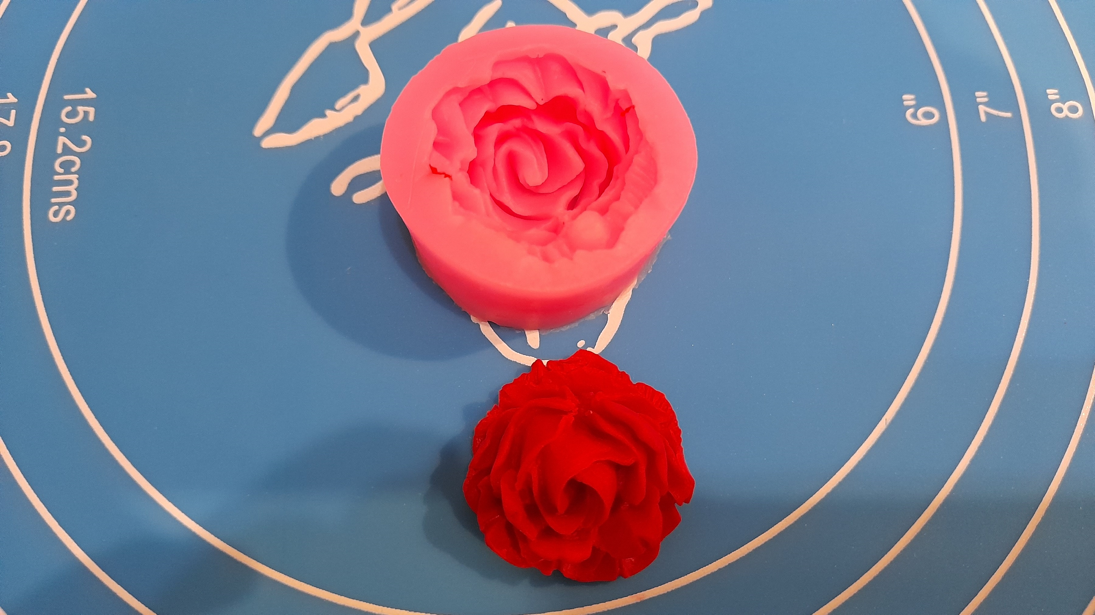Фотография покупателя товара Молд «Роза», силикон, 4,5×2 см, цвет МИКС - Фото 20