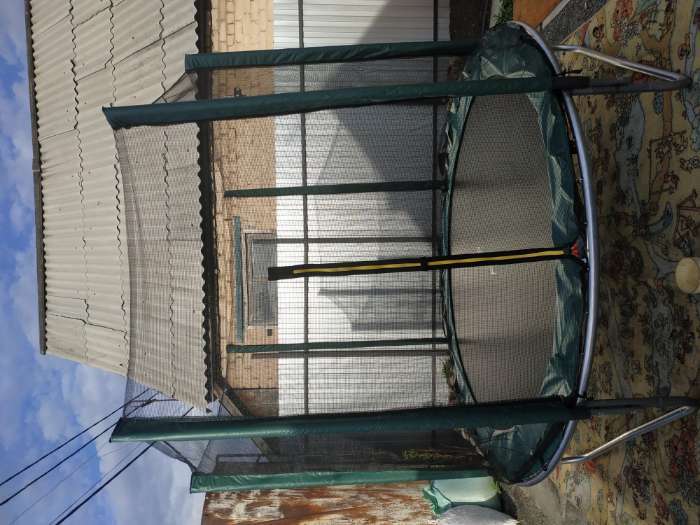 Фотография покупателя товара Батут ONLYTOP, d=244 см, с лестницей, с сеткой высотой 173 см, цвет зелёный - Фото 20