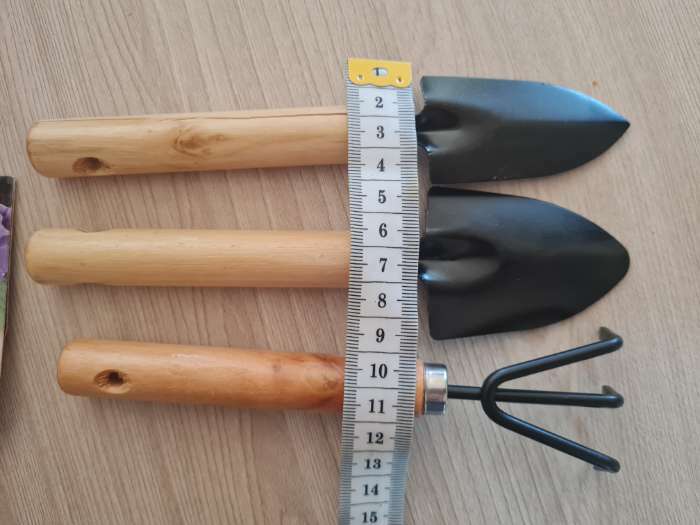 Фотография покупателя товара Набор садового инструмента, 3 предмета: рыхлитель, 2 совка, длина 20 см, деревянные МИКС ручки, Greengo - Фото 13