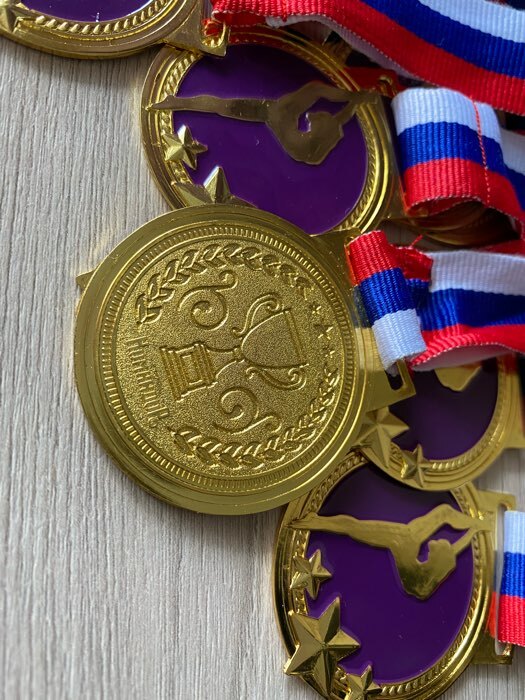 Фотография покупателя товара Медаль золотая тематическая 126 «Гимнастика», d=4.5 см, с лентой - Фото 2