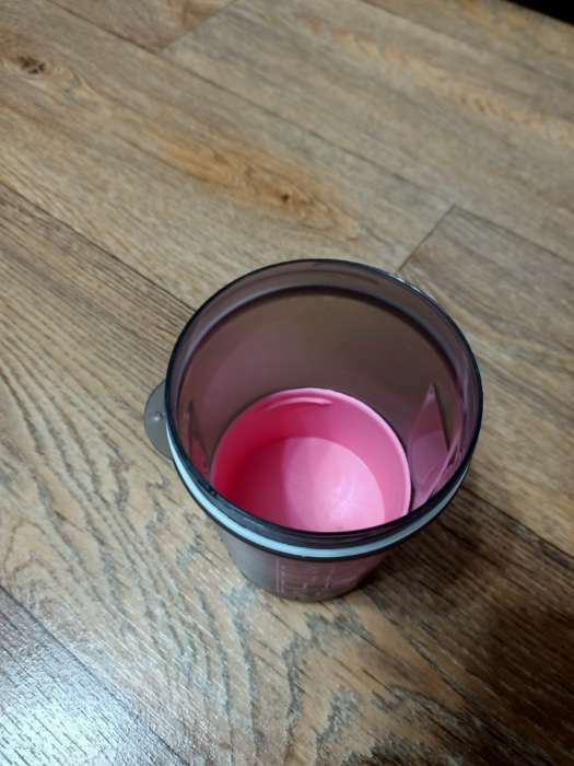 Фотография покупателя товара Шейкер спортивный «Вот бы здесь было винишко», чёрно-розовый, с чашей под протеин, 500 мл - Фото 3