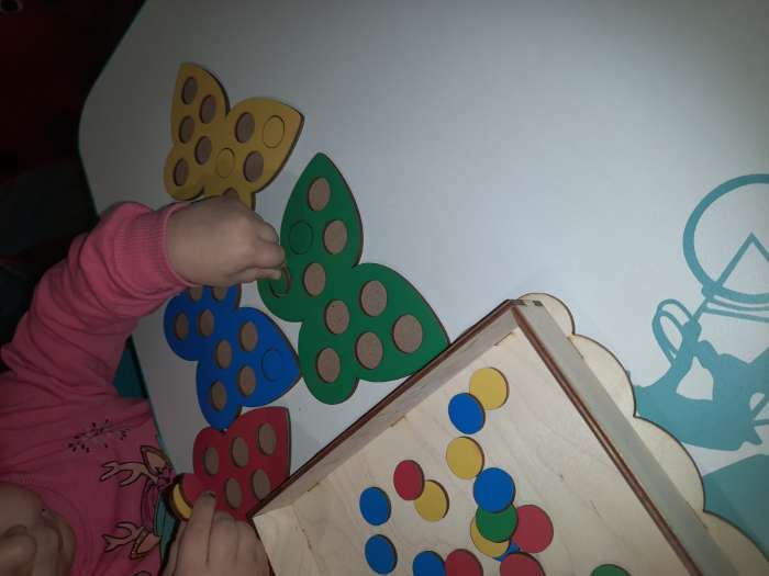 Фотография покупателя товара Мозаика «Бабочки», 4 бабочки, 40 кружков d= 2 см - Фото 6