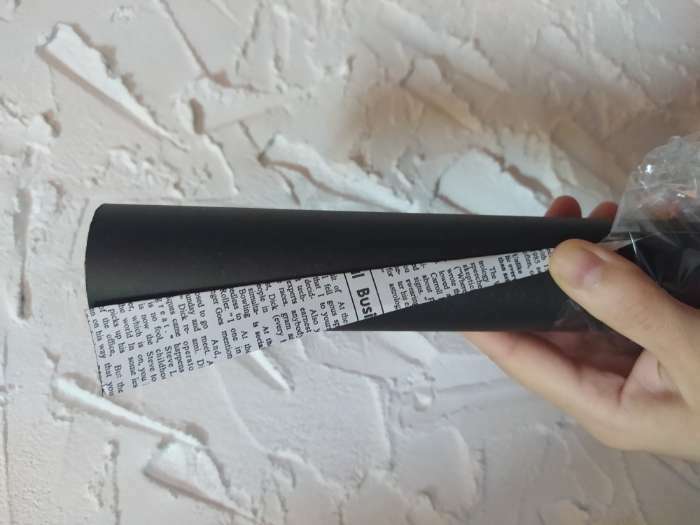 Фотография покупателя товара Бумага белый крафт, двусторонняя, черный, газета, 0,6 х 10 м - Фото 3